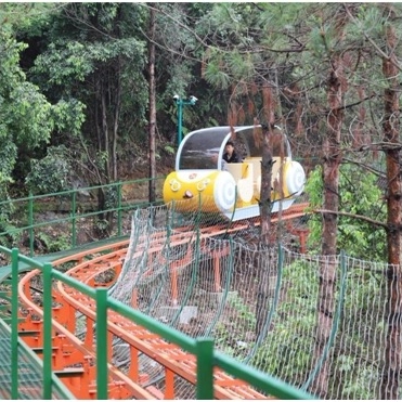 爬山軌道車(chē)